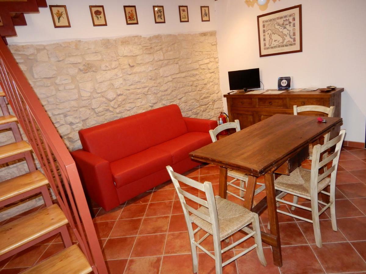 Case Vacanza Arco Sant'Antonio 比谢列 外观 照片