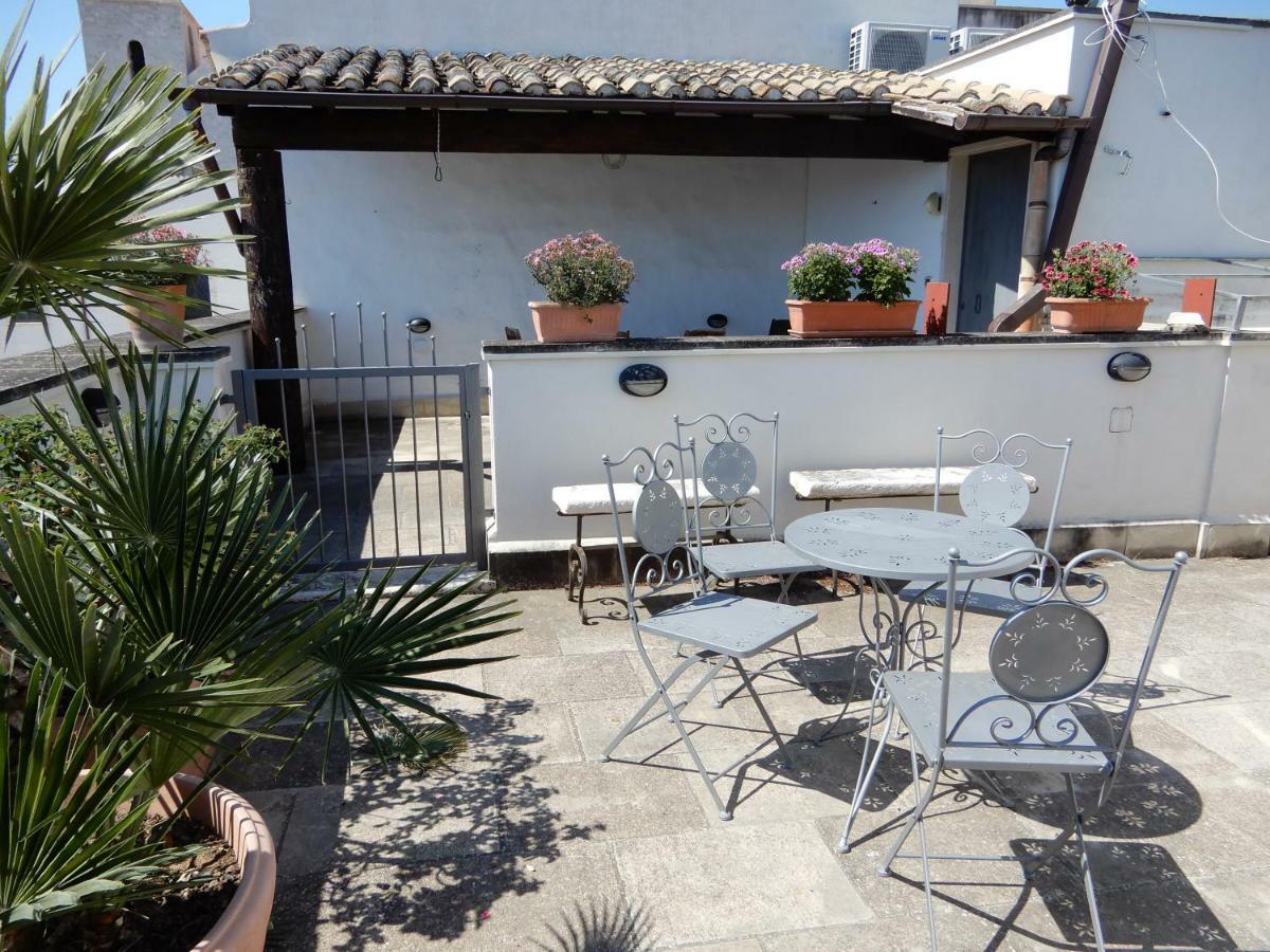 Case Vacanza Arco Sant'Antonio 比谢列 外观 照片